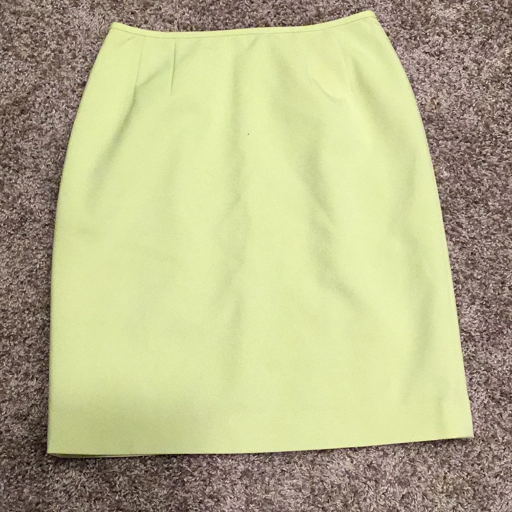 Kasper Lime Green Skirt Size 4